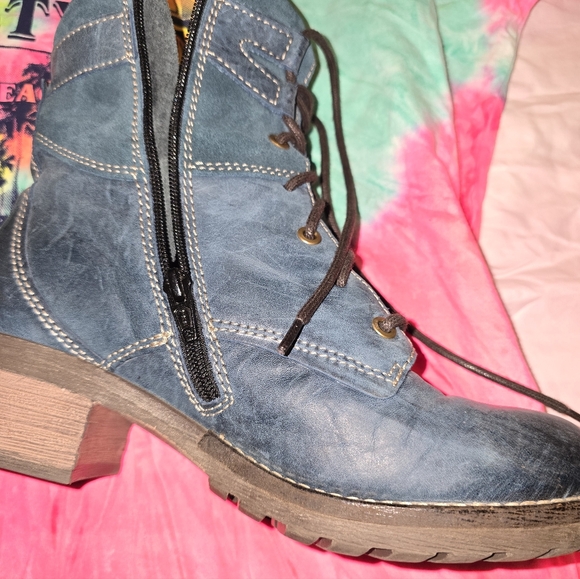 Dromedaris Kara Suede Leather womens  Olive Ankle Boot Size 7 - Picture 10 of 10